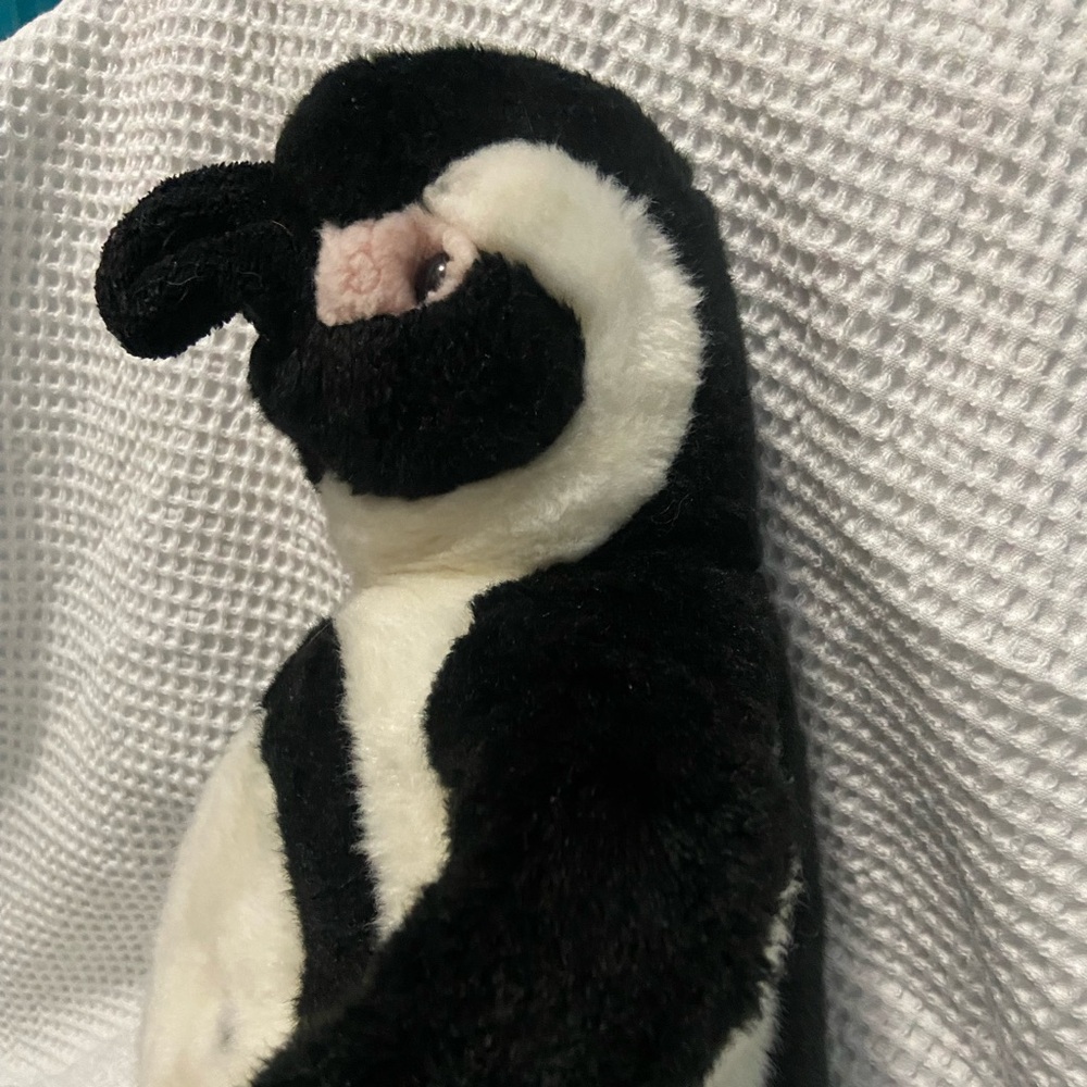 Build A Bear Humboldt Penguin Rare St. Louis Exclusive Red Pink on face plush